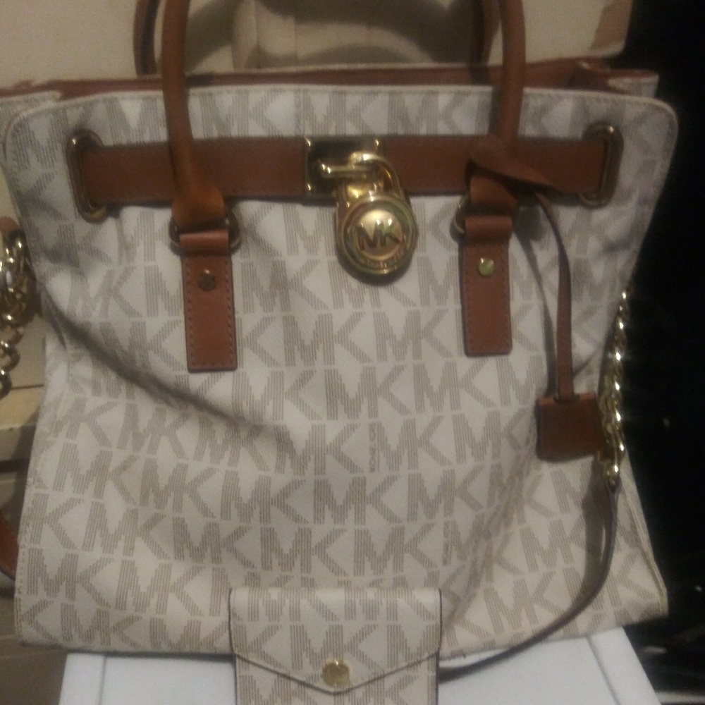 authentic Mk purse and mini wallet